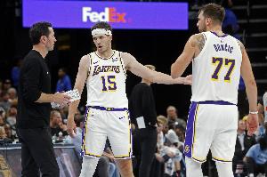 2k18封面 奥尼尔 湖人