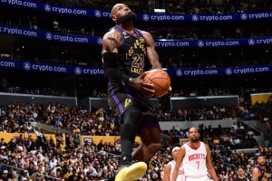WNBA拉斯维加斯王牌vs洛杉矶火花直播