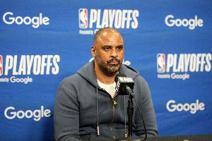 乌度卡：对0-3失望 直到最后被6分逆转都打得不错 必须拿下G4