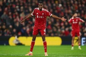 卡拉格：伊萨克看起来不太妙，我印象中没有利物浦球员先抑后扬的