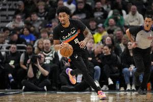 哈珀：我登场后最先想的不是个人打出表现 而是要带动全队的势头