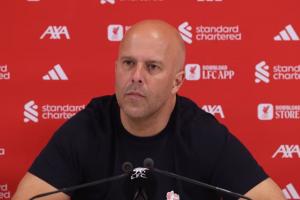 斯洛特：我们这赛季经历的都能写本书了 希望萨拉赫赛季末能复出