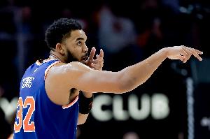 有攻有传杀疯了！唐斯第三节3中2&4罚全中拿到9分6板5助