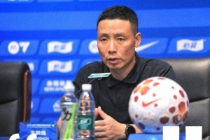 陈涛赛后：非常感谢现场球迷的支持，他们的鼓励帮球队坚持到最后