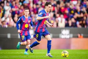 塞尔评论员：皇马球员挑比赛踢，而巴萨球员每场比赛都全力以赴