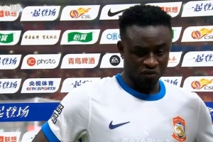 阿齐兹：能够帮助到球队就是最大荣幸，我们会一直保持努力