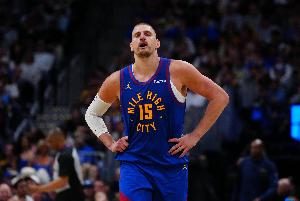 约基奇夺冠赛季季后赛未遇到50胜球队！对50胜球队系列赛1胜6负