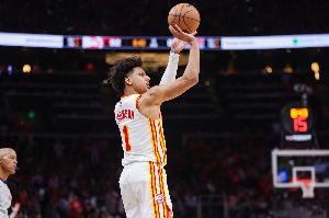 你得硬起来啊！杰伦·约翰逊12中4仅拿14分3板5助 正负值-19最低