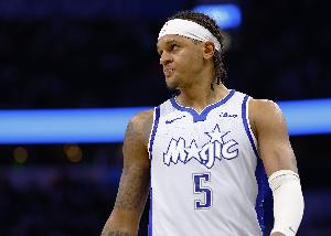 杰伦·格林系列赛场均21.8分5.3板2断 投篮&三分命中率38.6/20.6%