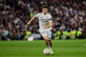 莱利：休赛期全力帮阿德巴约找帮手 他配得上赢得更多胜利