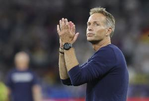 站着离开！吉莱斯皮12投7中&三分11中6 拿到20分2板2助1断0失误