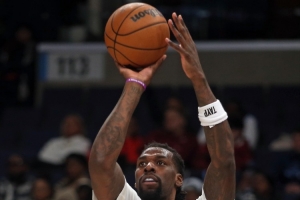 队报：洛里愿意重返法国队担任三号门将，德尚有最终决定权