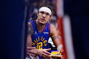 不止是防守！霍姆格伦首轮场均17.3分8.5板2帽 接近180俱乐部