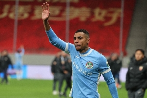 赵鹏锐评姆布拉、古斯塔沃：这俩干啥呀，要是女朋友他俩能让吗？