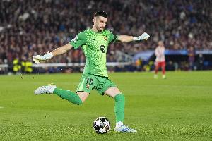 追梦：阿伦一到季后赛就像换了个人 真是太软了 被博伊尔斯随便打