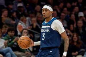 郭艾伦：来北京康复一个多月&29日出复查结果 还需要很长时间康复