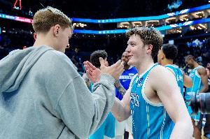 一时瑜亮！克尼佩尔和弗拉格相差26分无缘年度最佳新秀