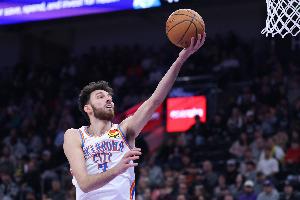 记者：戈登经纪人已和拜仁开启谈判，纽卡要8600万但拜仁不愿满足