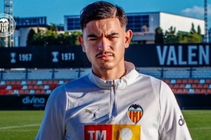 瓦伦西亚球员家暴女友后又出车祸住院，俱乐部与其解约