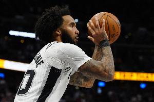 98K已就位！尚帕尼同一个位置接连命中2记三分 分差瞬间拉开