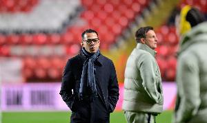 差点被雪藏离队！曼晚：同样都踢343，梅努用表现实力打脸阿莫林