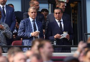 追梦：阿伦一进季后赛就变得很软 就像变成了另一个球员