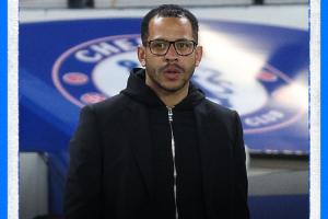 自1992-93赛季以来，巴黎是第三支在欧冠半决赛中打入5球的球队