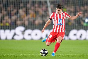 六台记者：阿尔特塔、恩里克、弗里克都联系过阿尔瓦雷斯