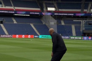 盛赞！霍尔：我是B费头号粉丝之一，他简直就是台创造机会的机器